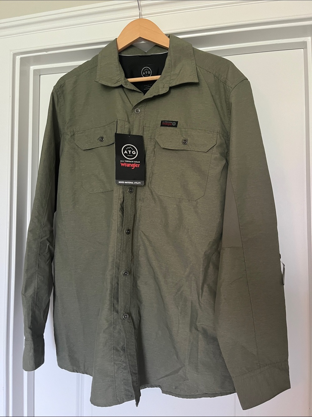 Wrangler All Terrain Gear Olive Green Lightweight Utility Shirt